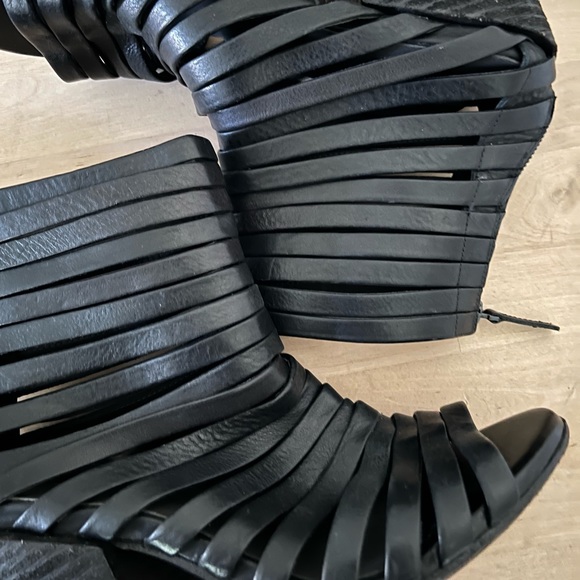 MARSÉLL Coltellone Black Leather Strap Block Heel Shoes Sz 40 - Picture 10 of 12